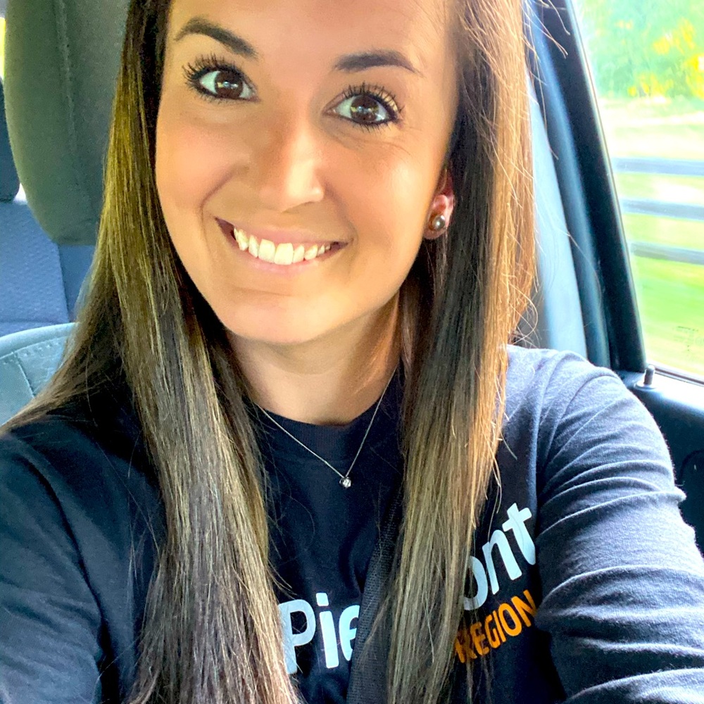 Meet your Posher, Courtney